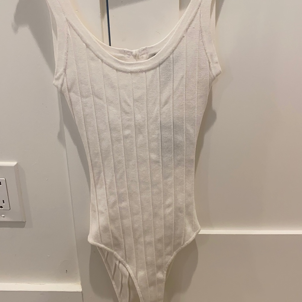 Forever 21 open back body suit- WHITE